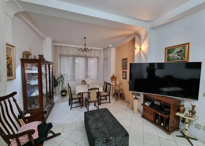 Tsar Simeon, 2 Bedroom, Living Room And Fireplace