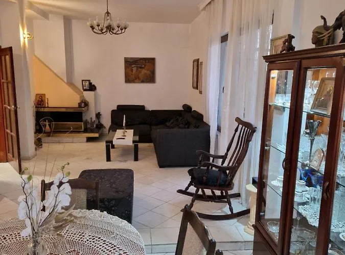 Tsar Simeon, 2 Bedroom, Living Room And Fireplace